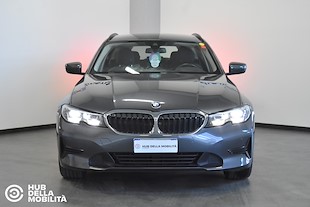 BMW 318d 48V Touring Business Advantage